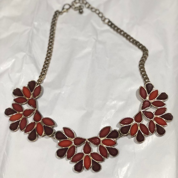 Francesca’s chunky necklace - Picture 3 of 3